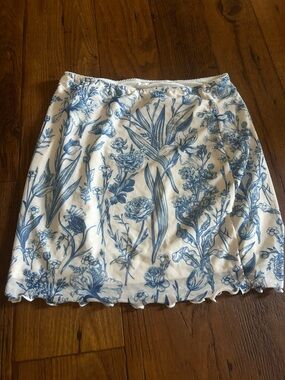White & Blue Floral Mini Skirt – Lightweight A-Line